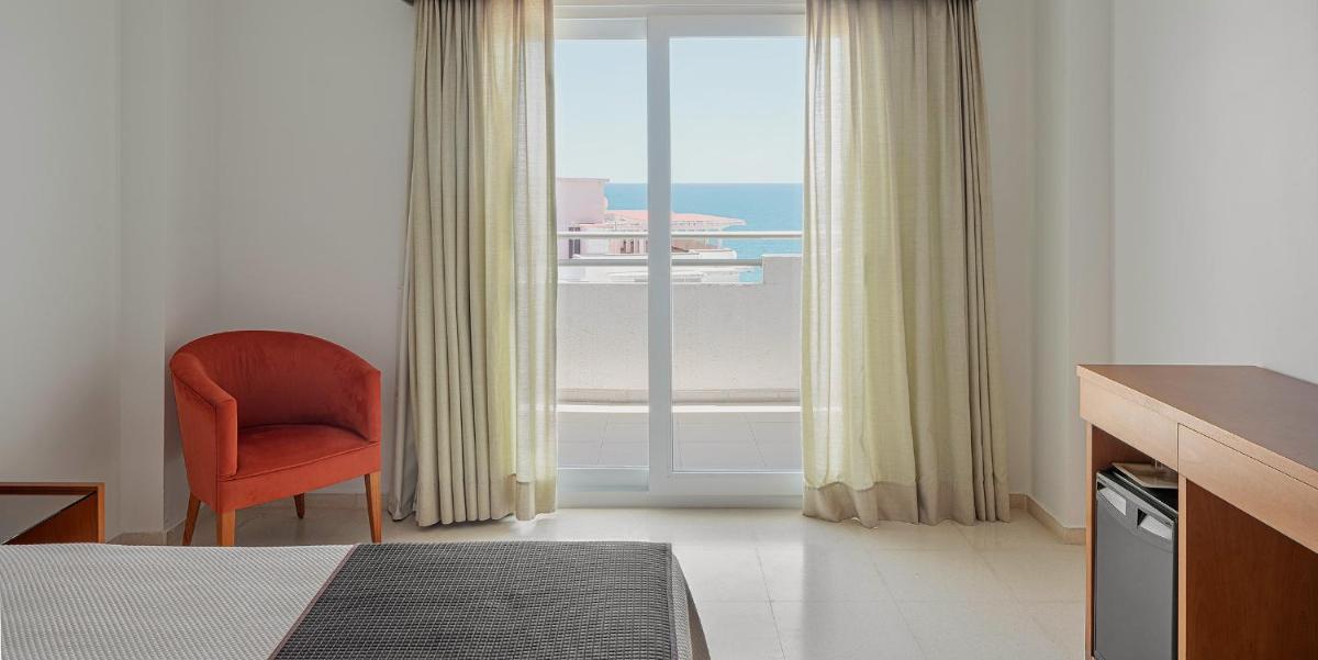 Hotel Santamarta - Housity