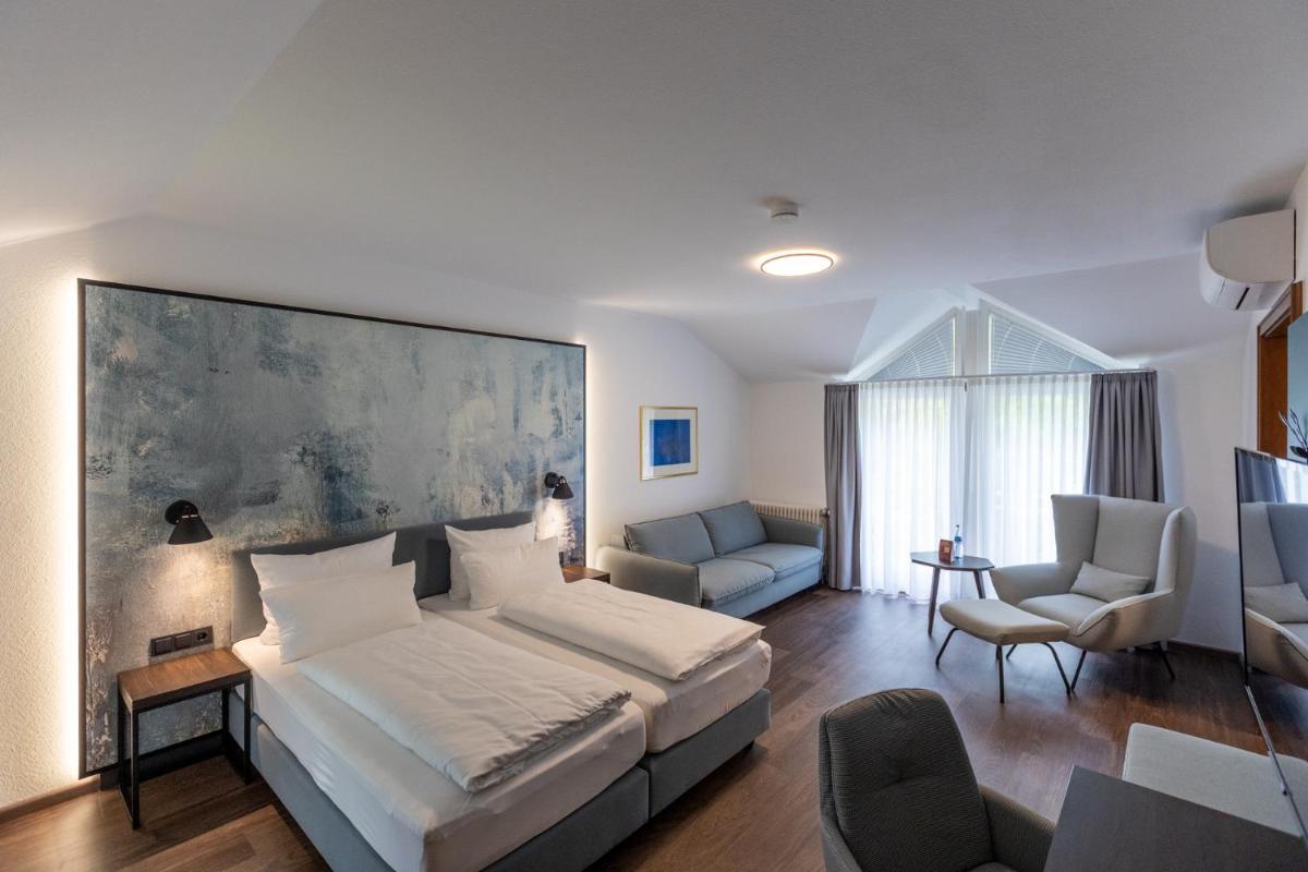 Hotel Hirsch - Housity