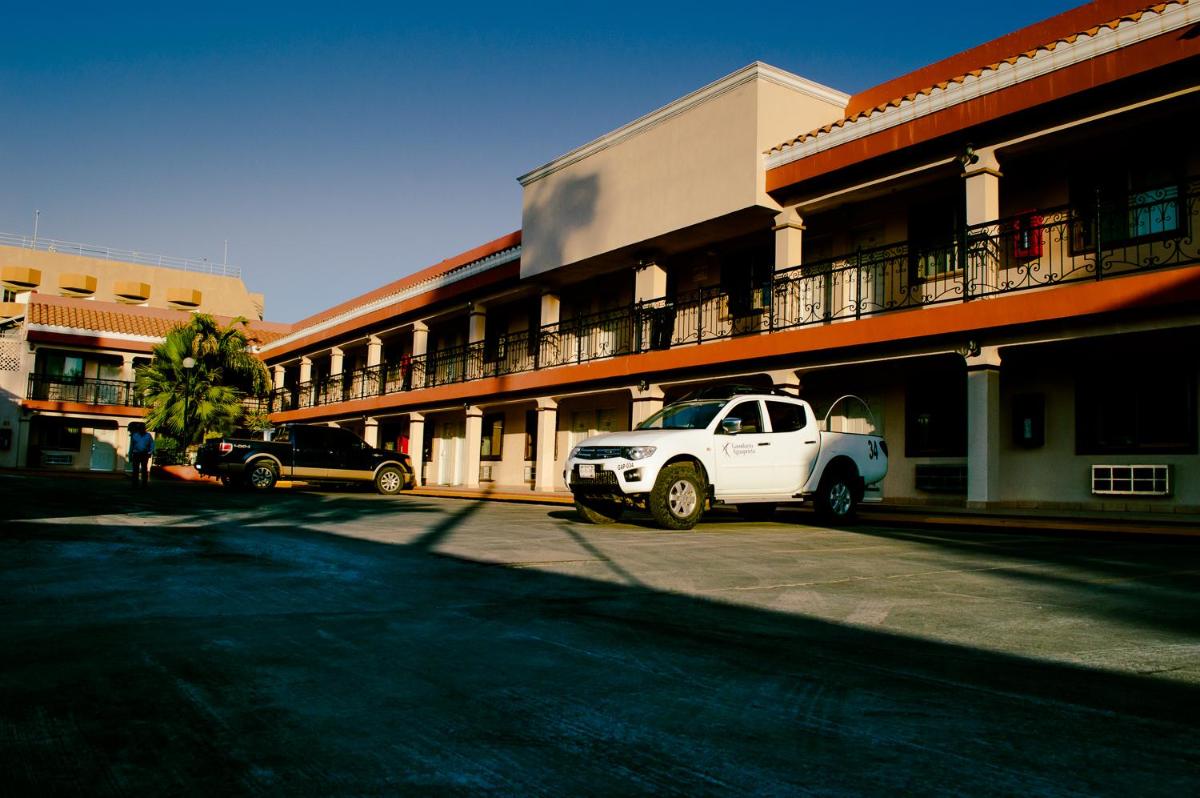 La Siesta Hotel - Hizvo
