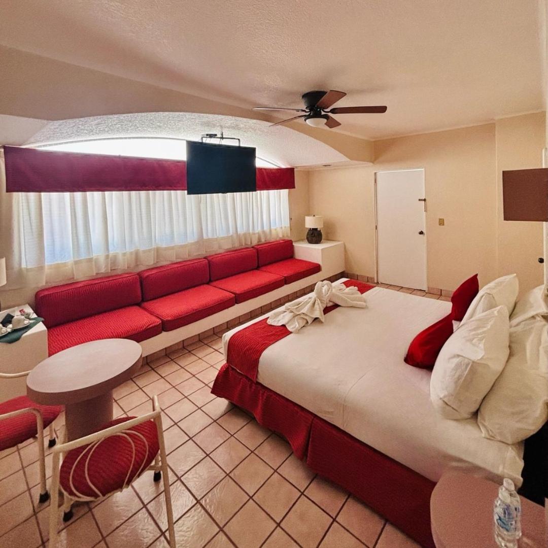 Hotel Hacienda del Rio Oaxtepec - Housity