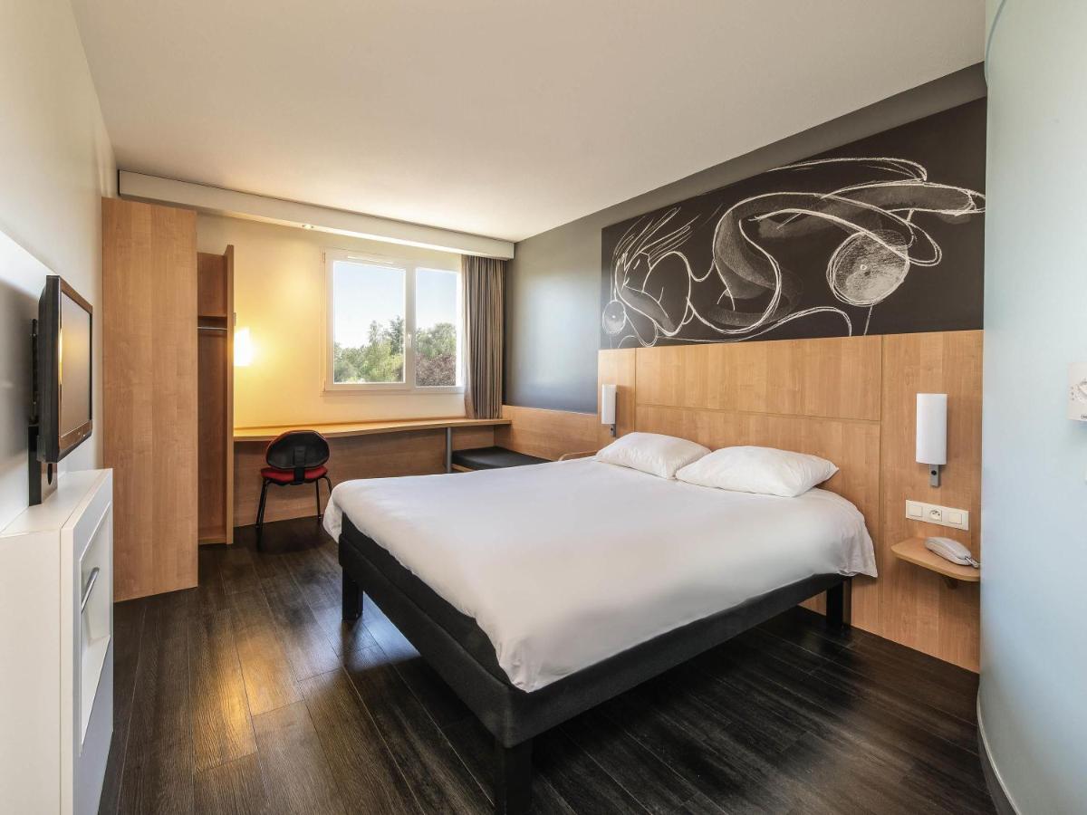 ibis Issoire - Housity