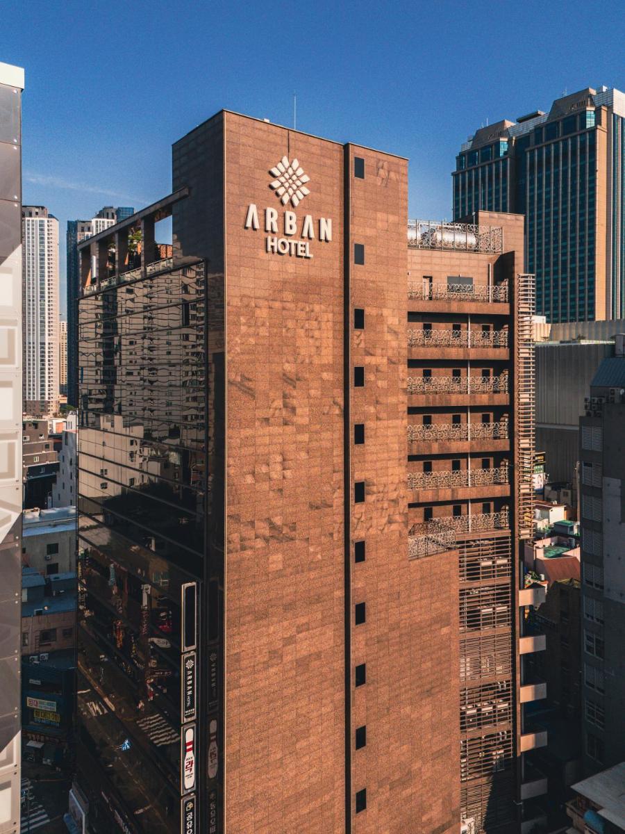 Arban Hotel - Housity