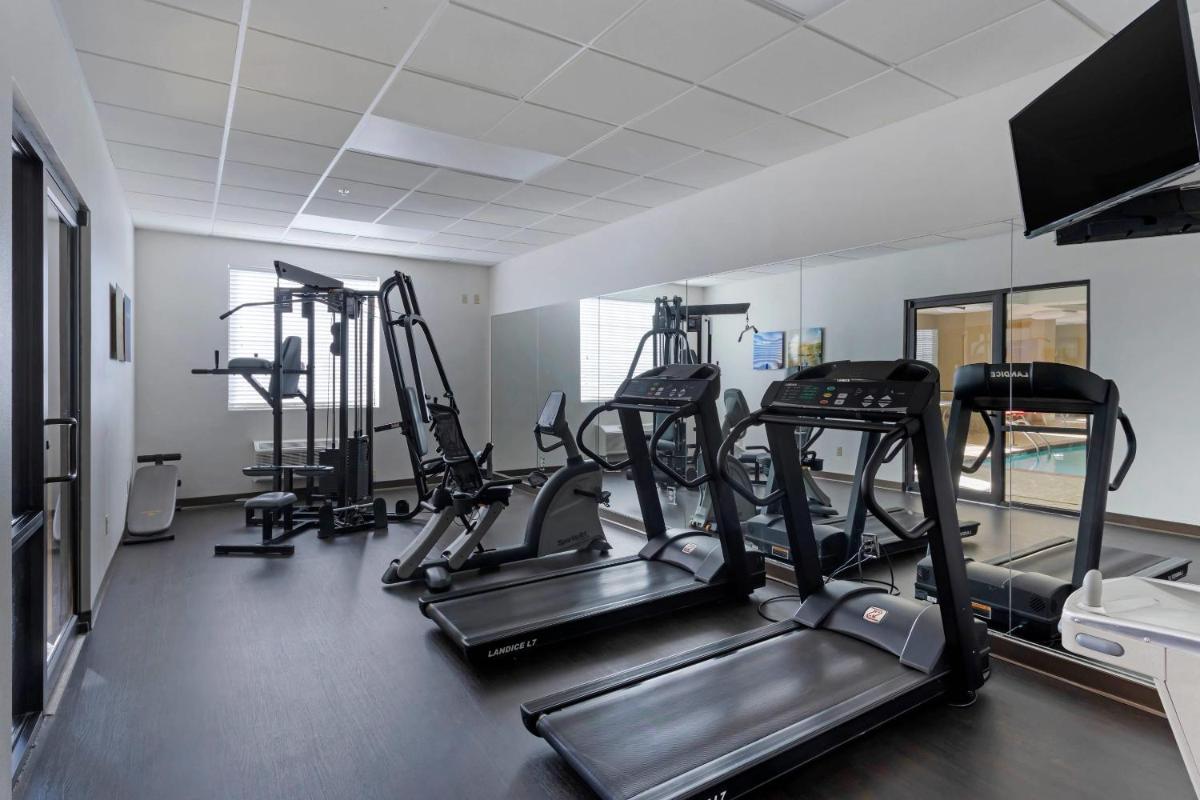 Comfort Inn & Suites North Little Rock McCain Mall - Housity