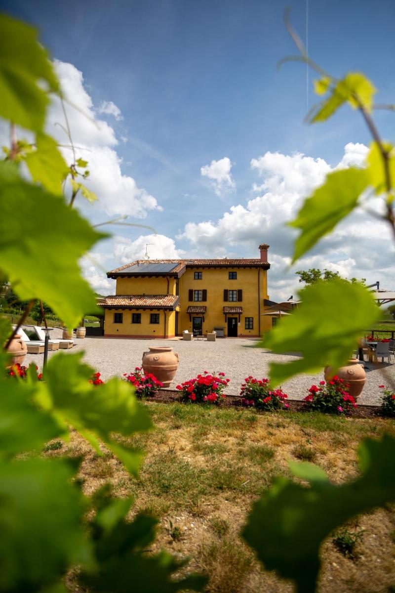 Al Pompiere - Wine and rooms - Housity