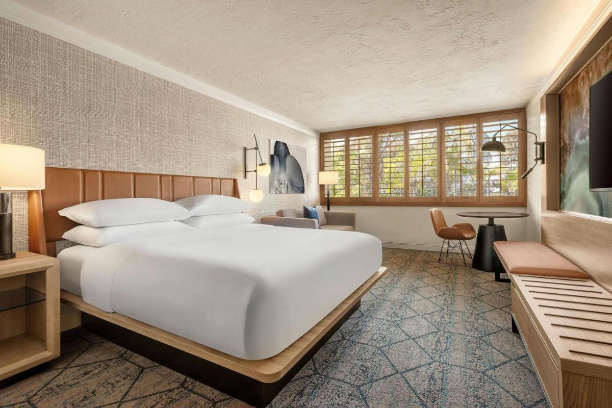 Sheraton La Jolla - Housity