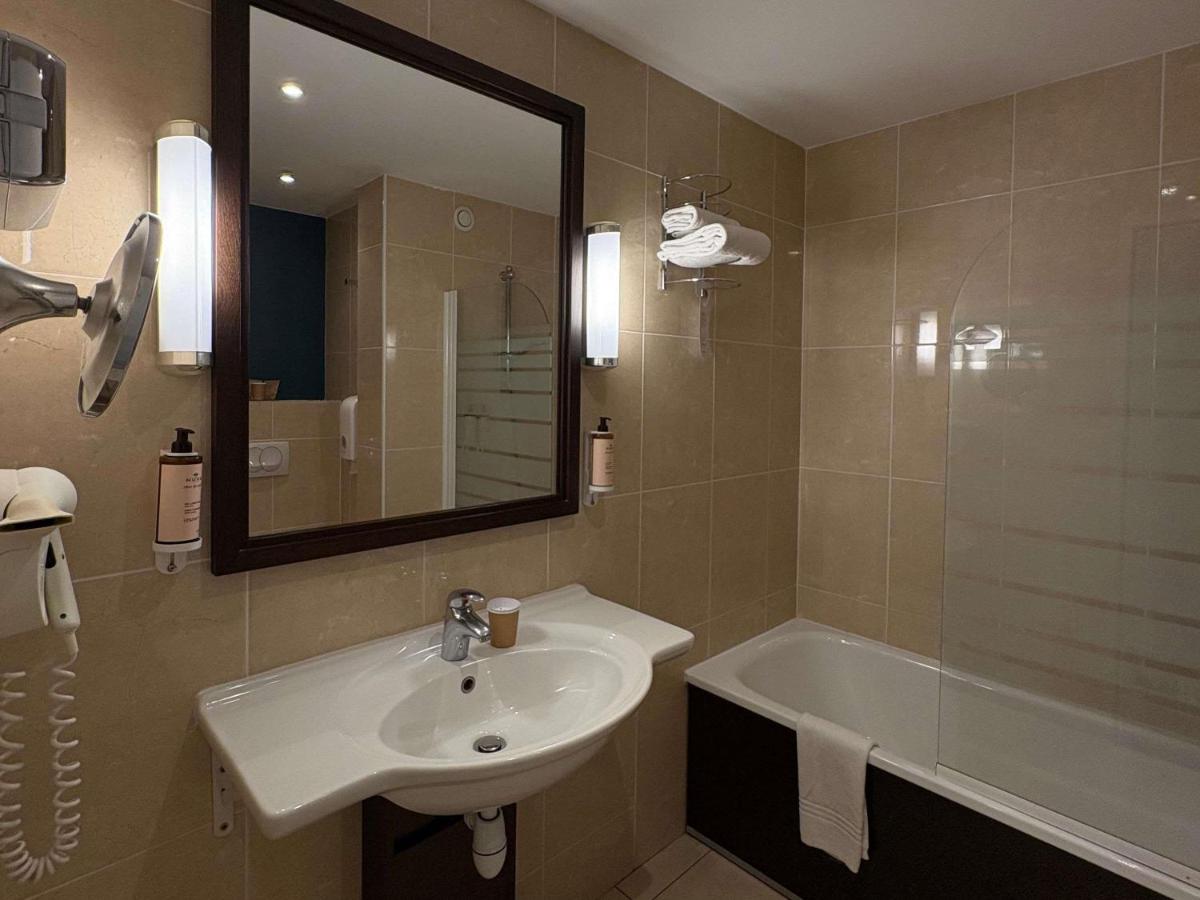 Mercure Angers Centre Gare - Housity