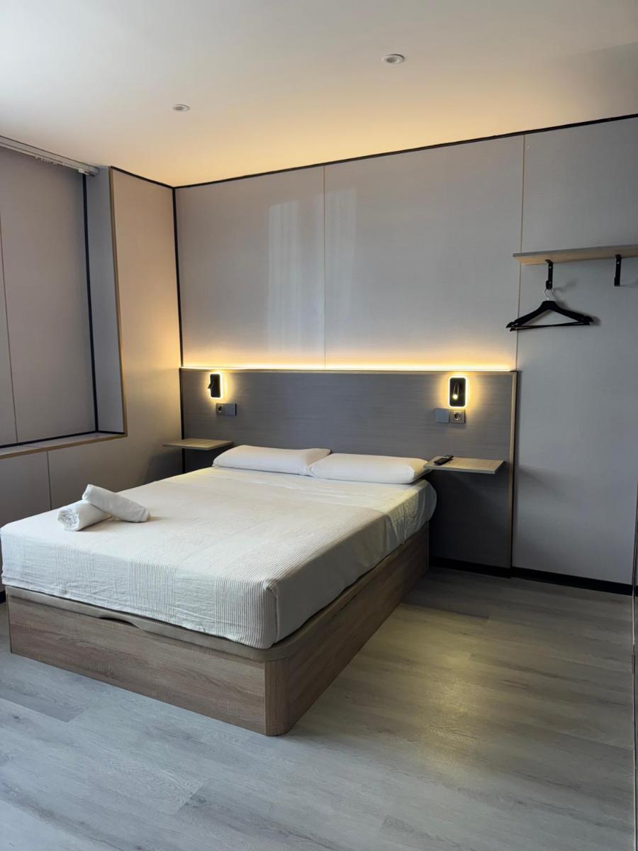 ITOUR Hotel & Coffee - Housity