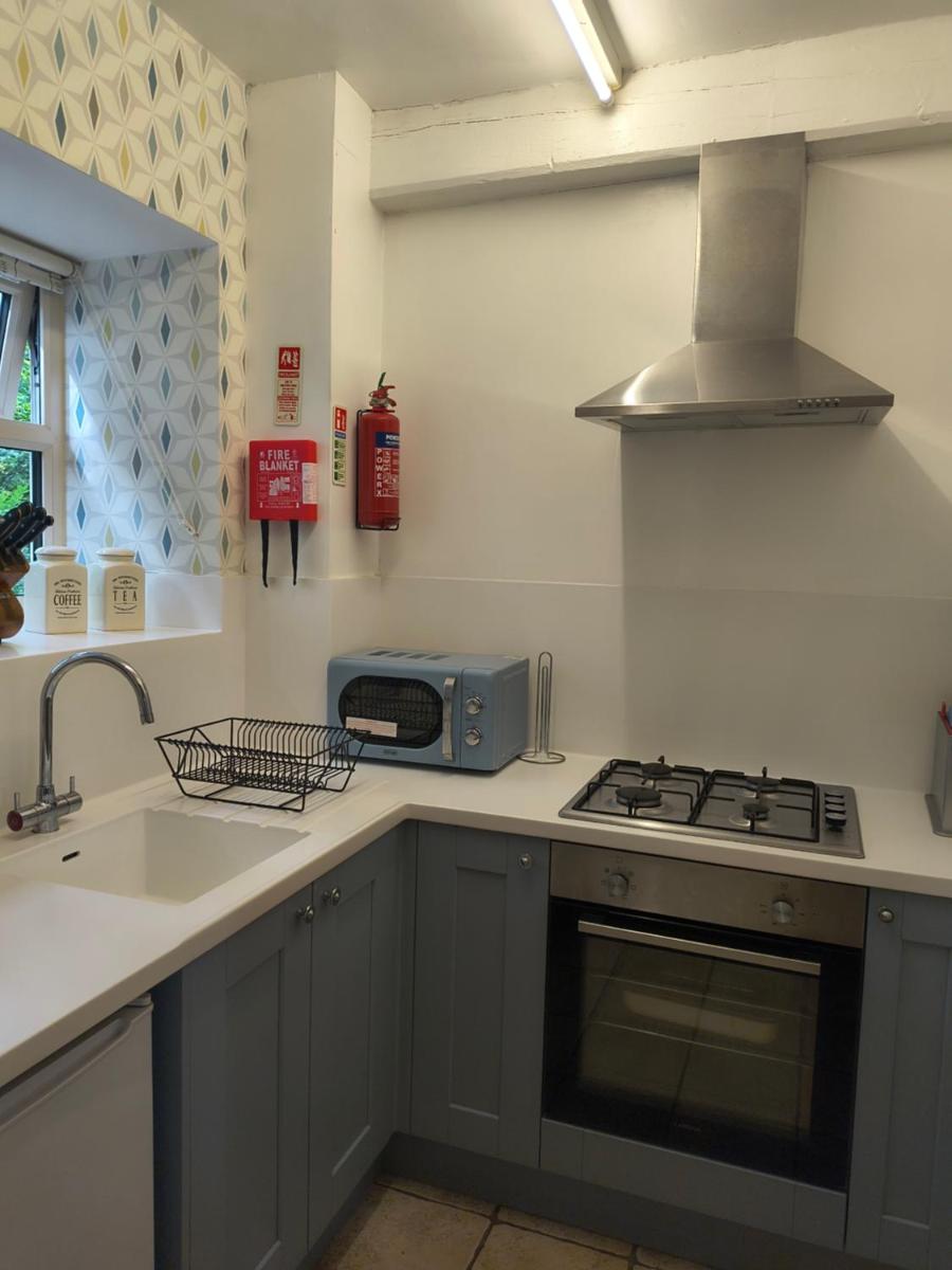 Little John Hotel - Housity