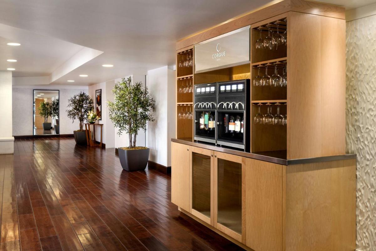 Hotel Corque - Housity