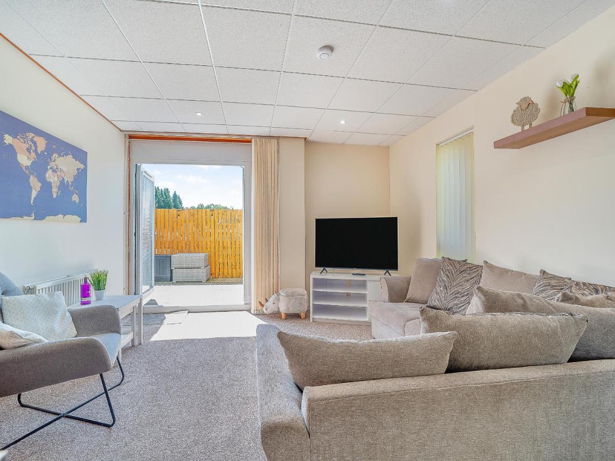 1 Ladyknowe - Uk39970 - Housity