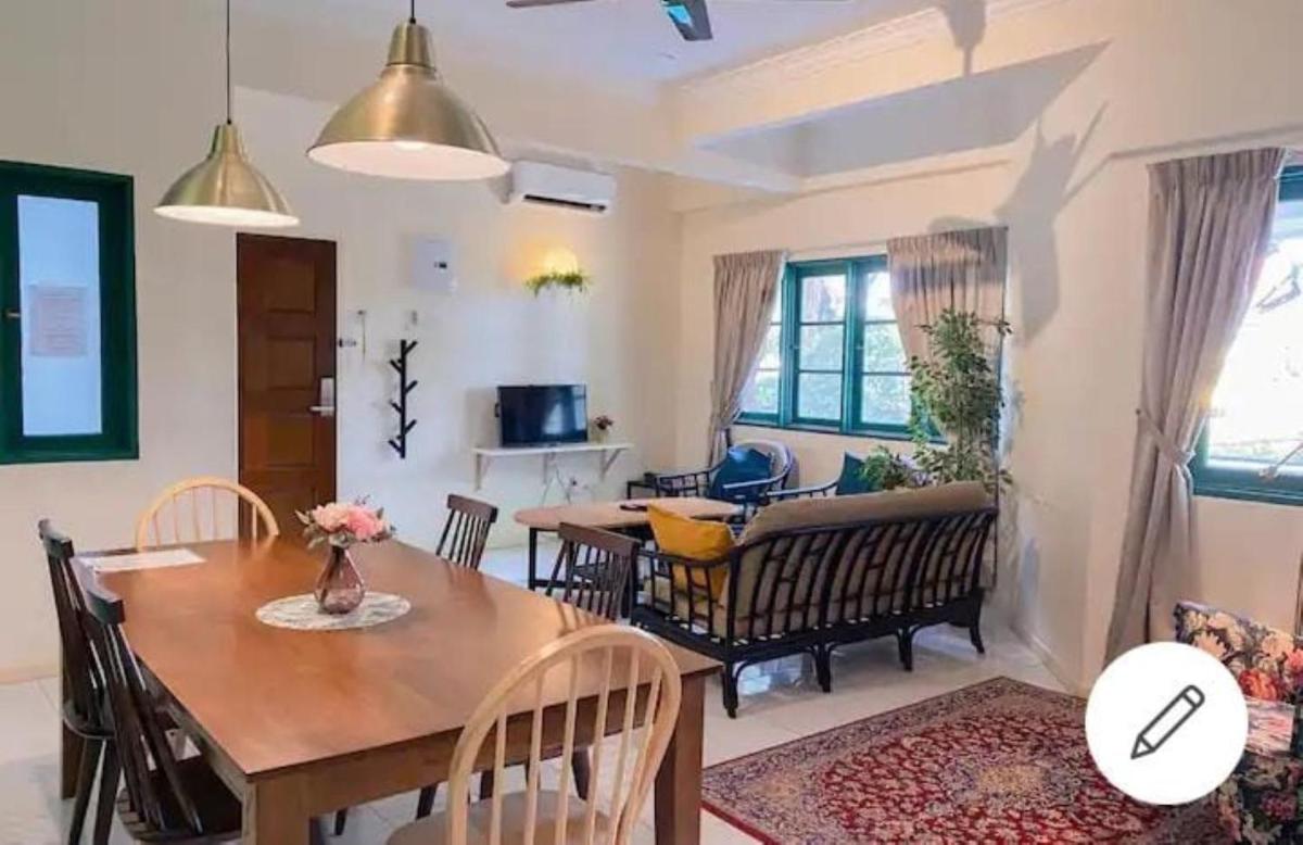 Aurora Court Service Apartment - Housity