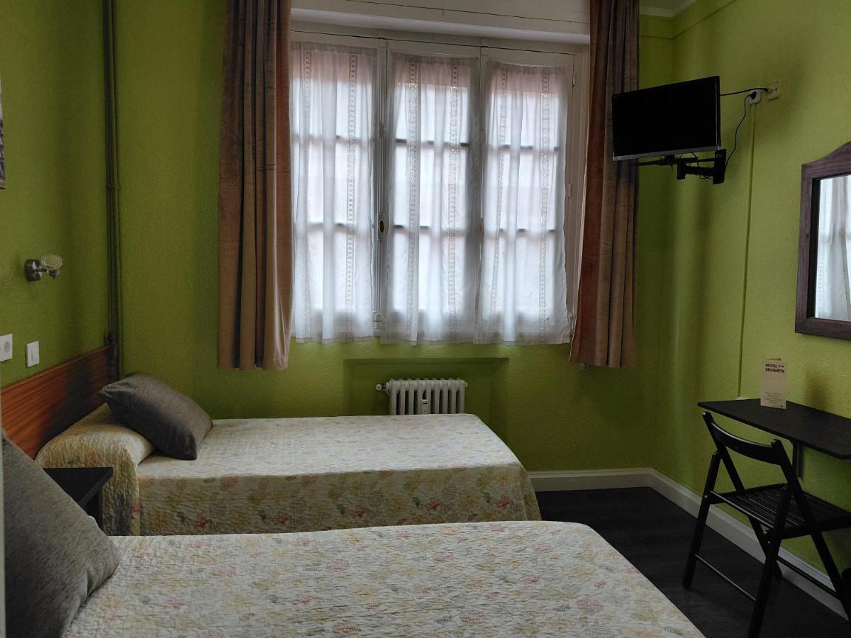 Hostal San Martin - Housity