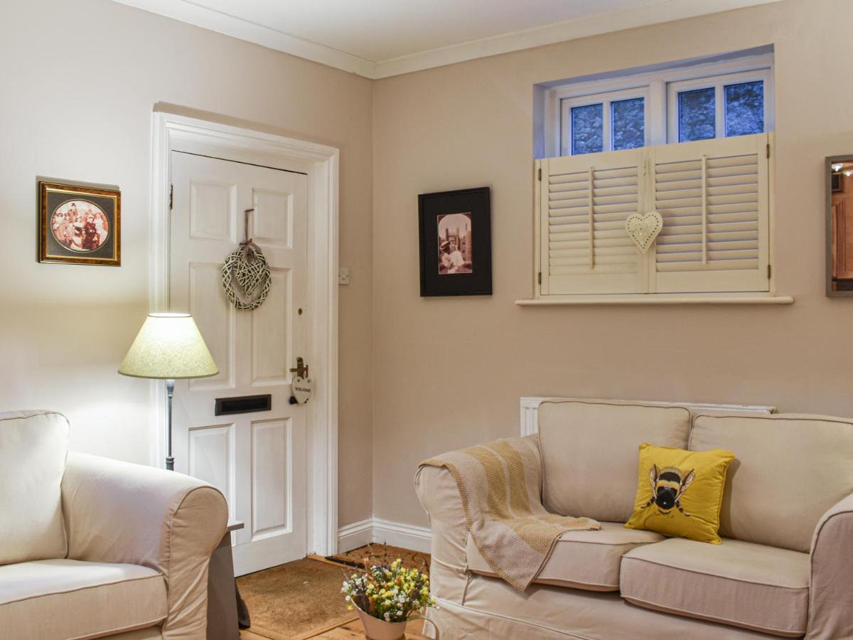 Cobblers Cottage - Housity