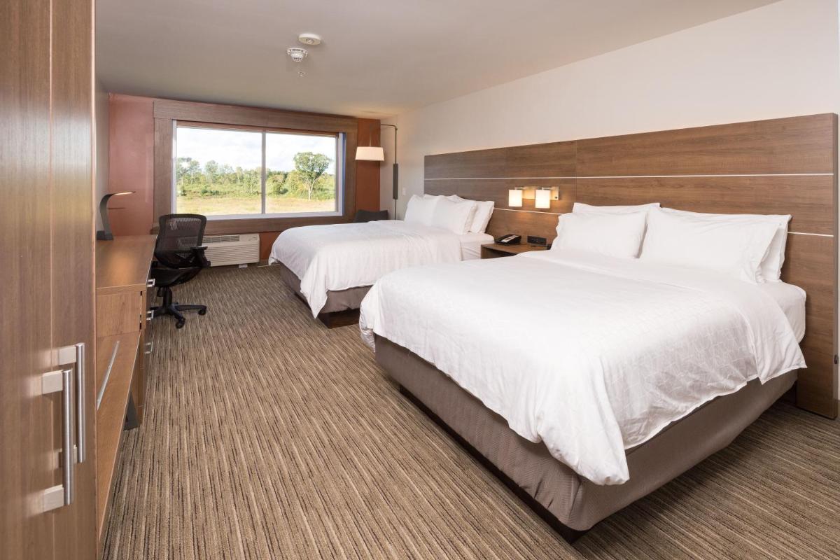 Holiday Inn Express & Suites - Kalamazoo West by IHG - Housity