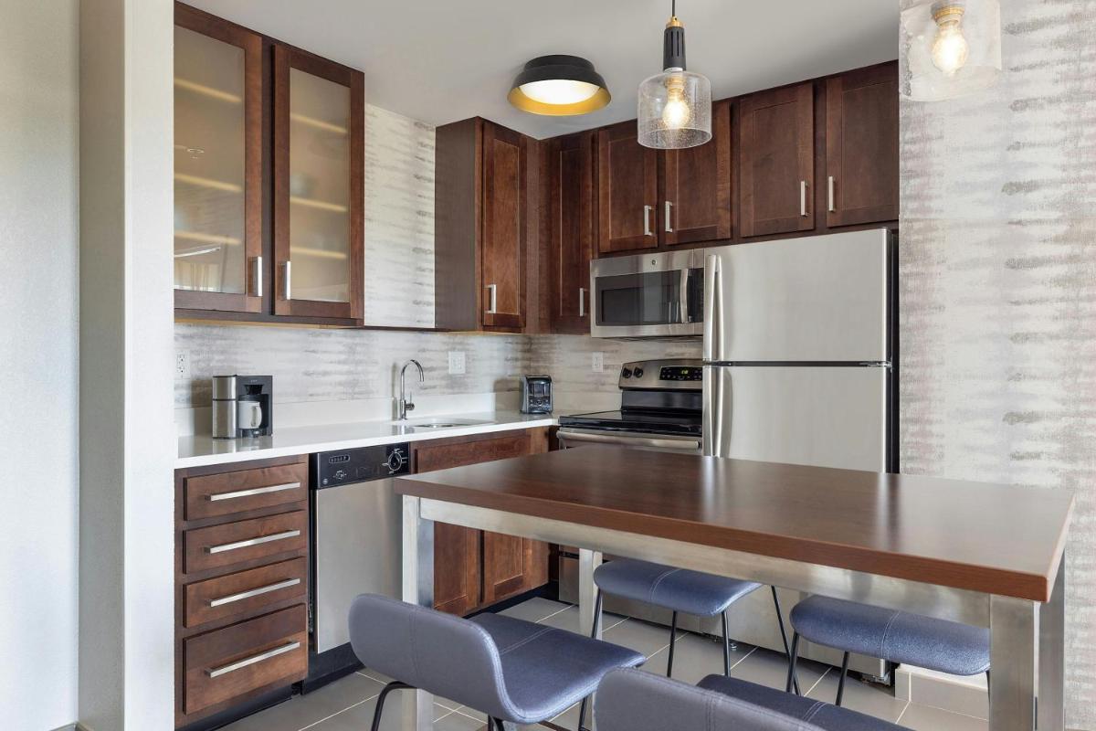 Residence Inn Rochester Henrietta - Housity