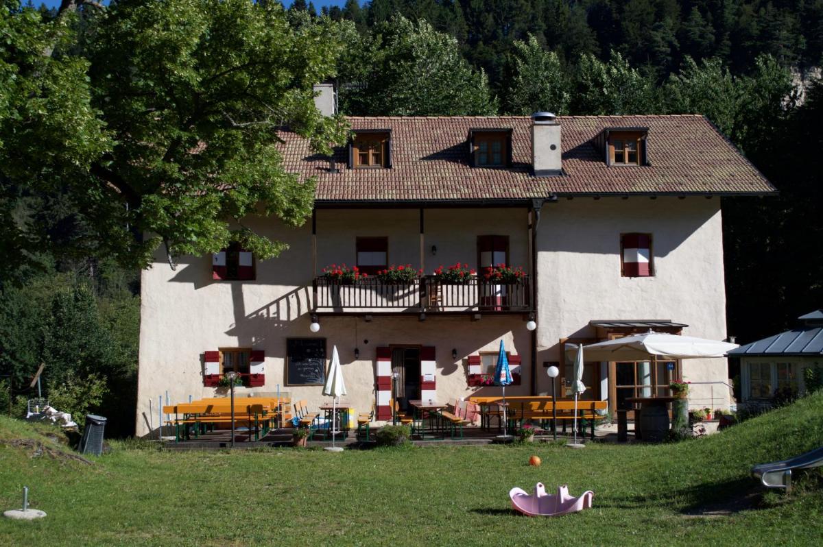 Hotel Zur Kirche - Housity