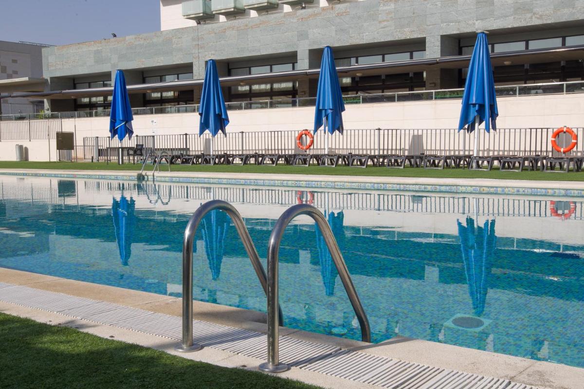 Piscina en o cerca de Occidental Aranjuez