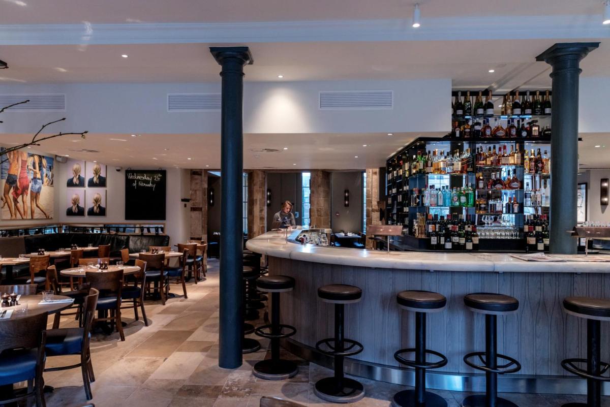 Old Bank Hotel - Housity