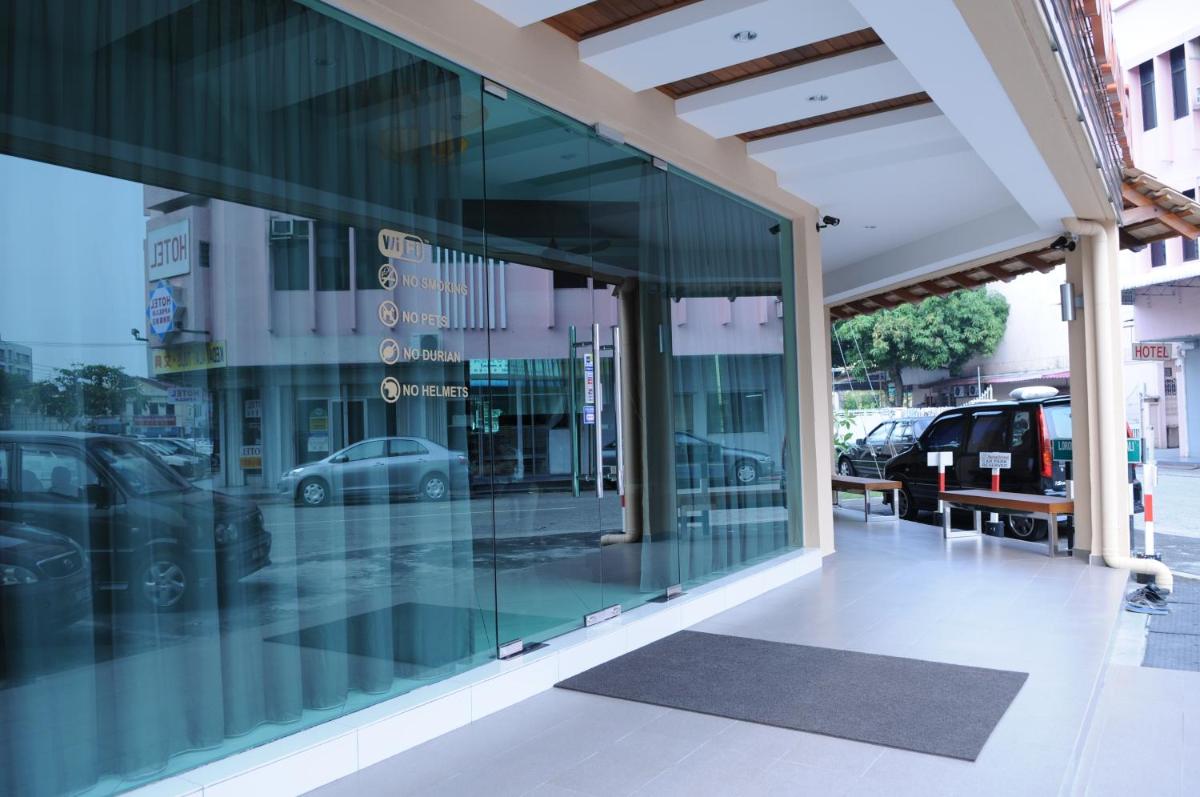 Marina Oriental Hotel - Housity