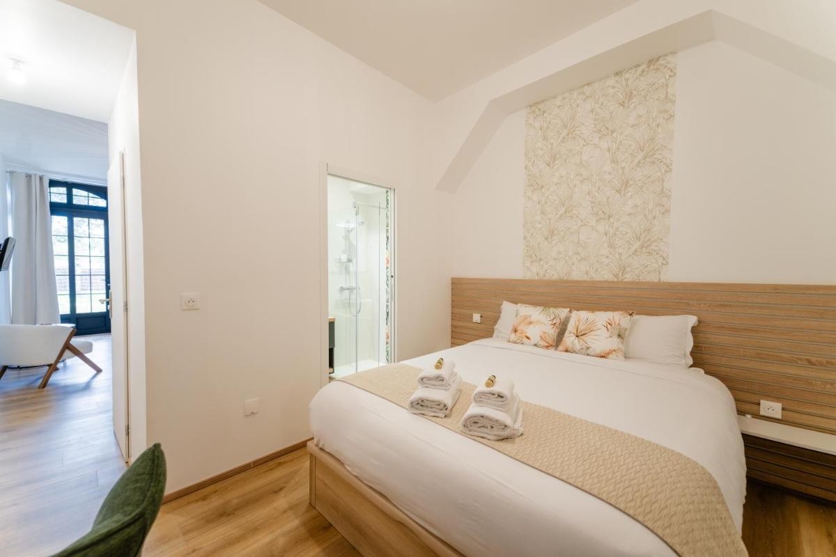 Logis Hôtel Domaine du Vieux Porche - Housity