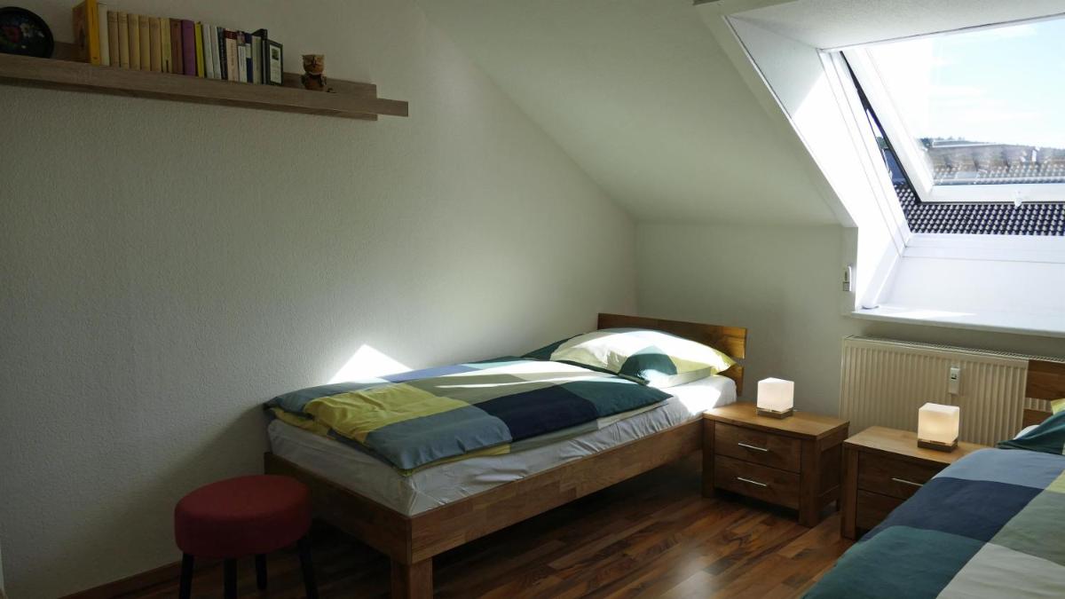 Ferienwohnung Hirtenberg - Housity