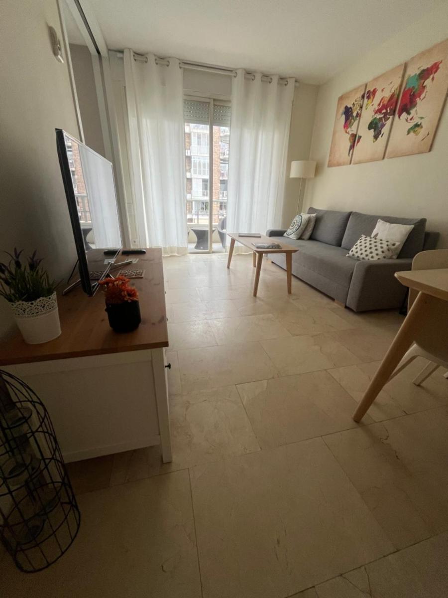 Precioso y tranquilo apartamento zona alta Diagonal Barcelona - Housity