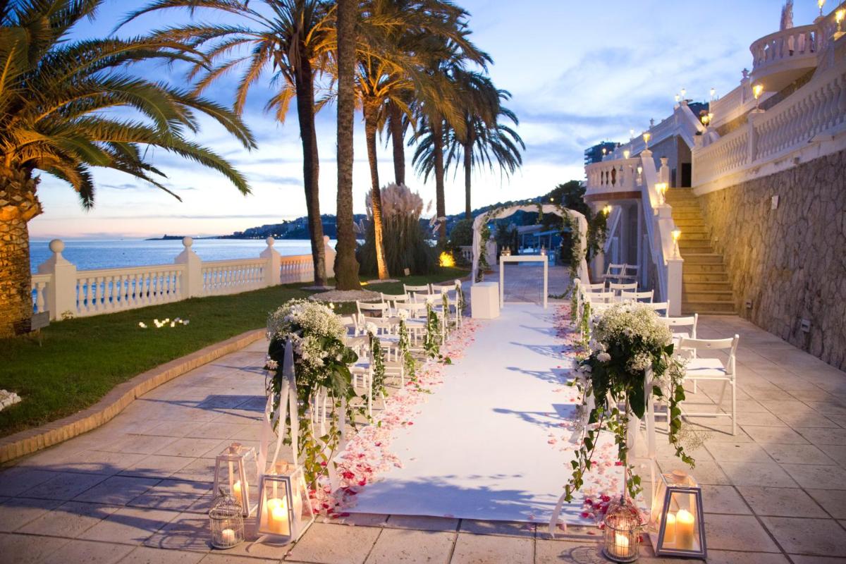 Paisaje cerca de este hotel