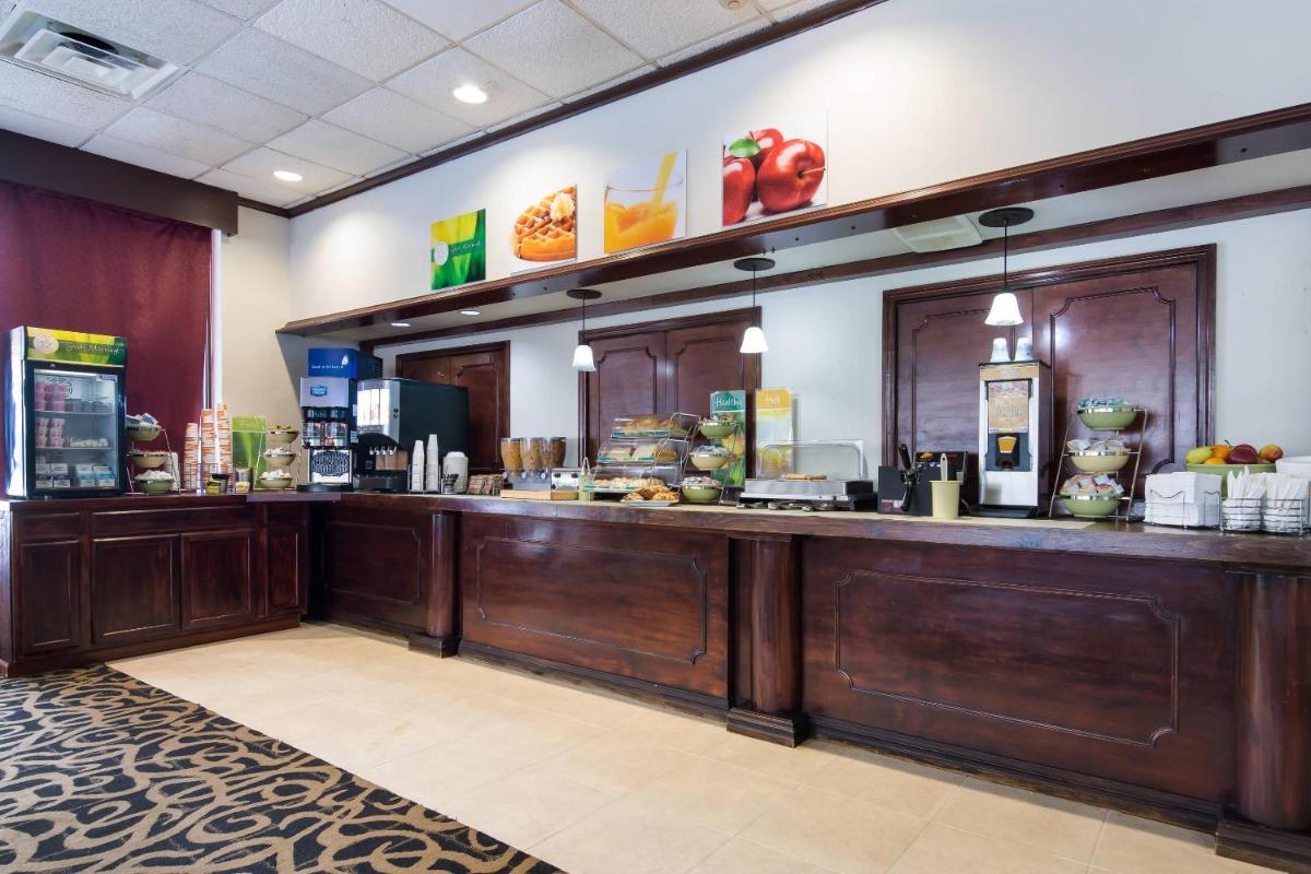 Quality Inn Oneonta Cooperstown Area - Housity