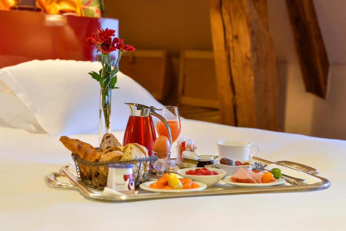 Nourriture dans l'hôtel ou à proximité