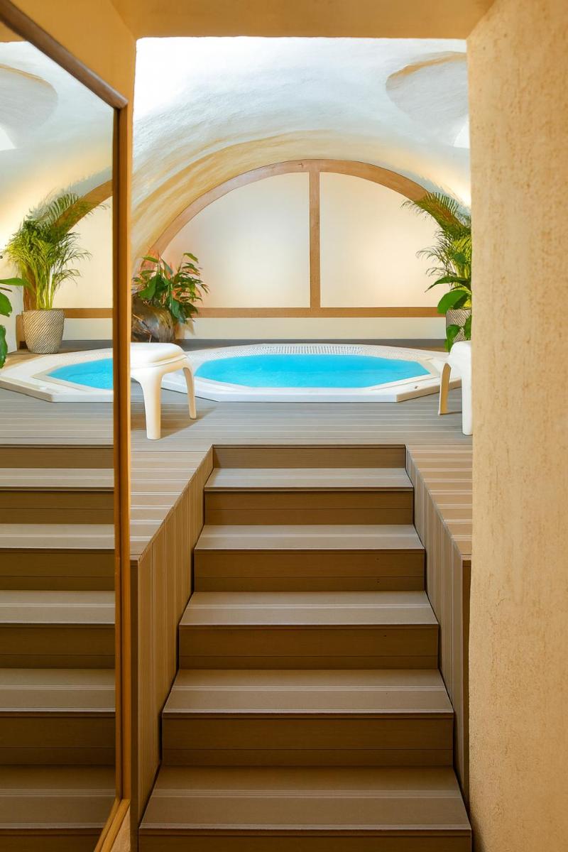 Piscine de l'établissement Hôtel Golf Château de Chailly ou située à proximité