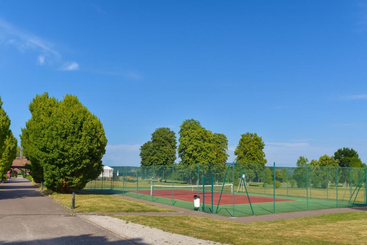 Tennis ou squash au sein de l'hôtel ou à proximité