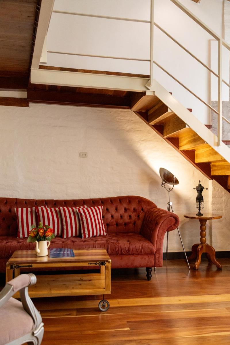 Old Town Quito Suites, Heritage Boutique Hotel, Where Every Detail Tells a Story - Housity