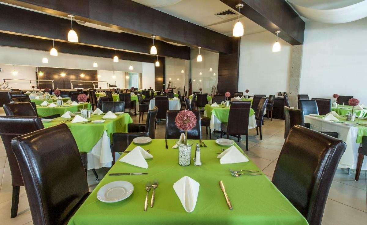 Hotel Las Trojes - Housity
