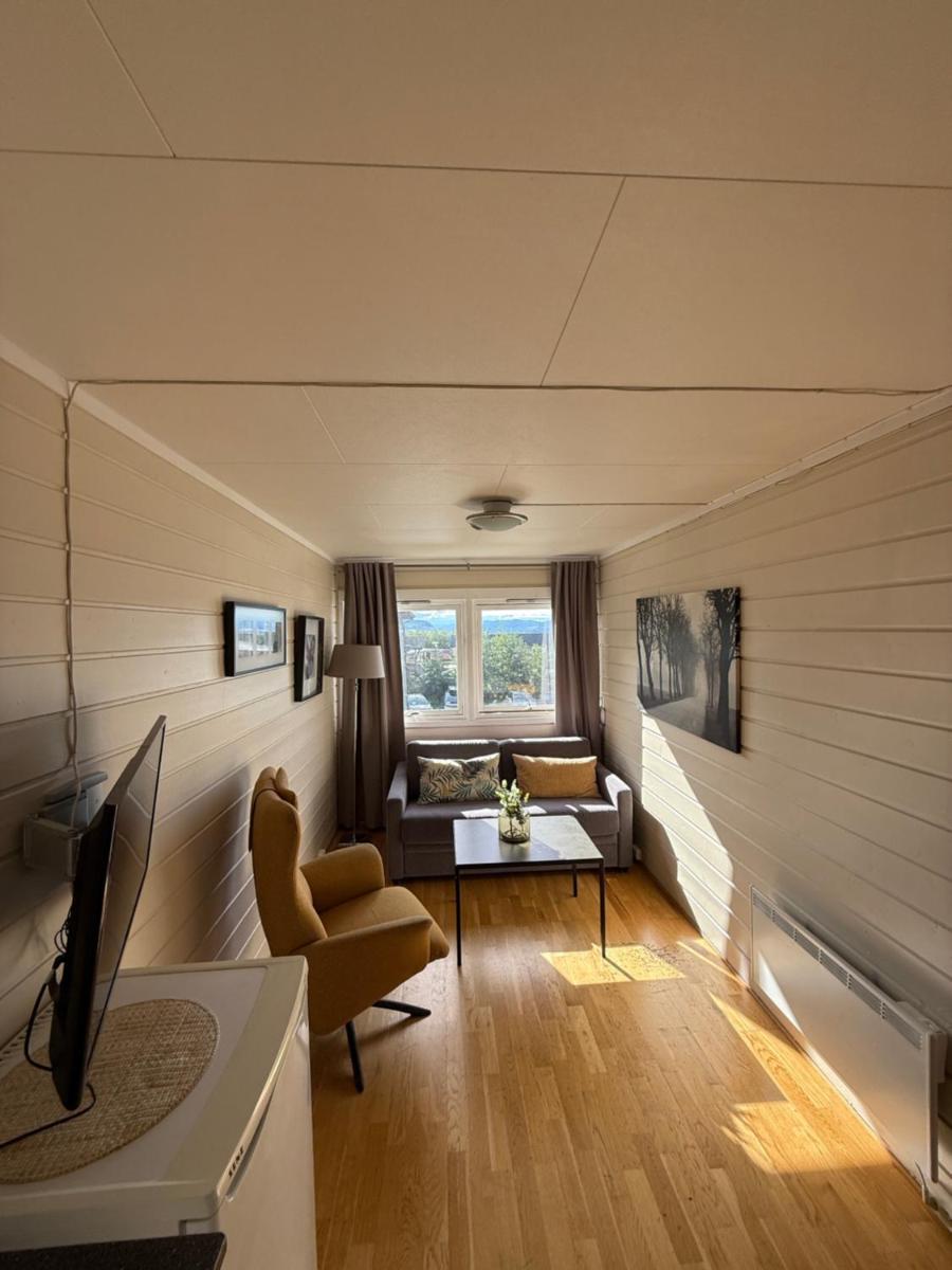 Sandmoen Bed & Breakfast, Free Parking - Housity