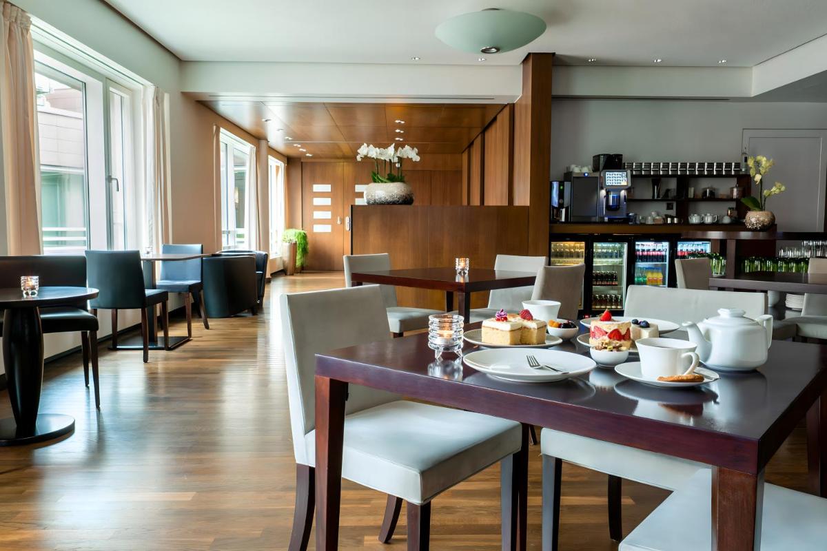 Essen im Hotel oder in der Nähe