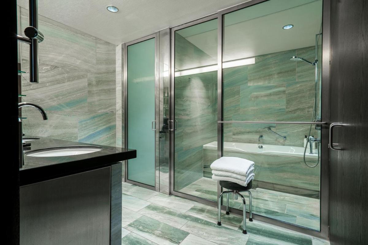 Ein Badezimmer in der Unterkunft Grand Hyatt Berlin