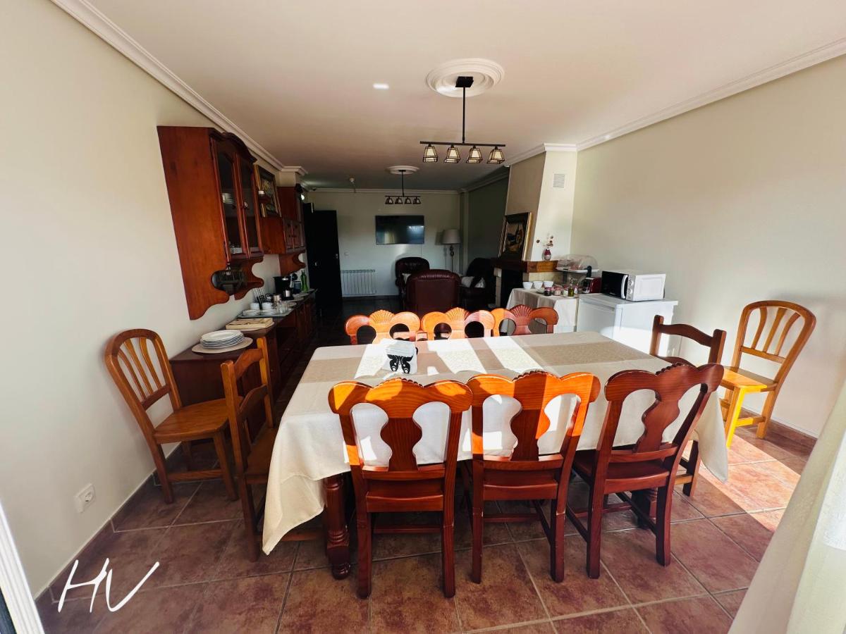 Hostal Valderas - Housity