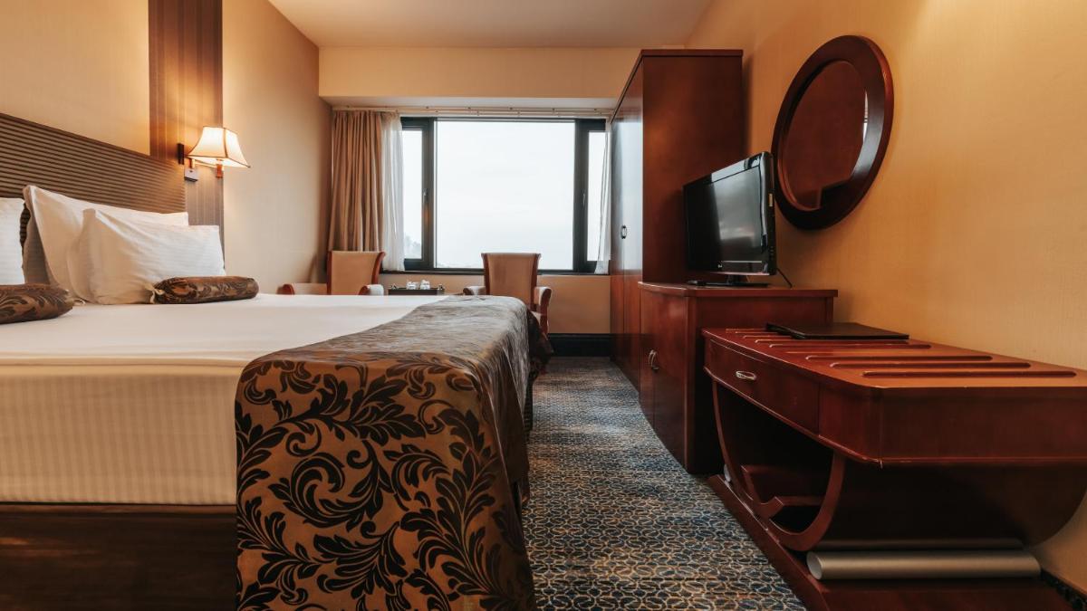 Grand Hotel Napoca - Housity