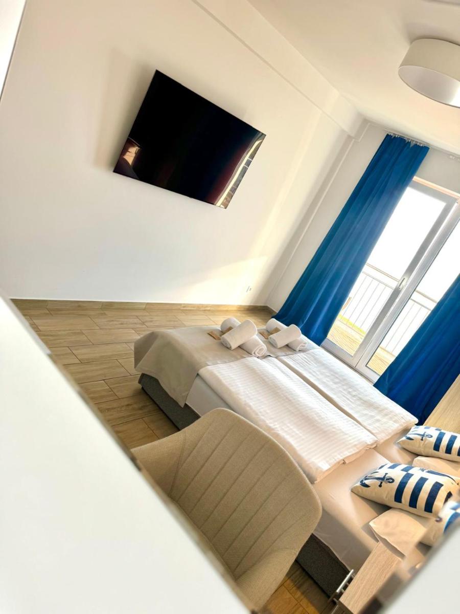Relax place & restaurant - Housity