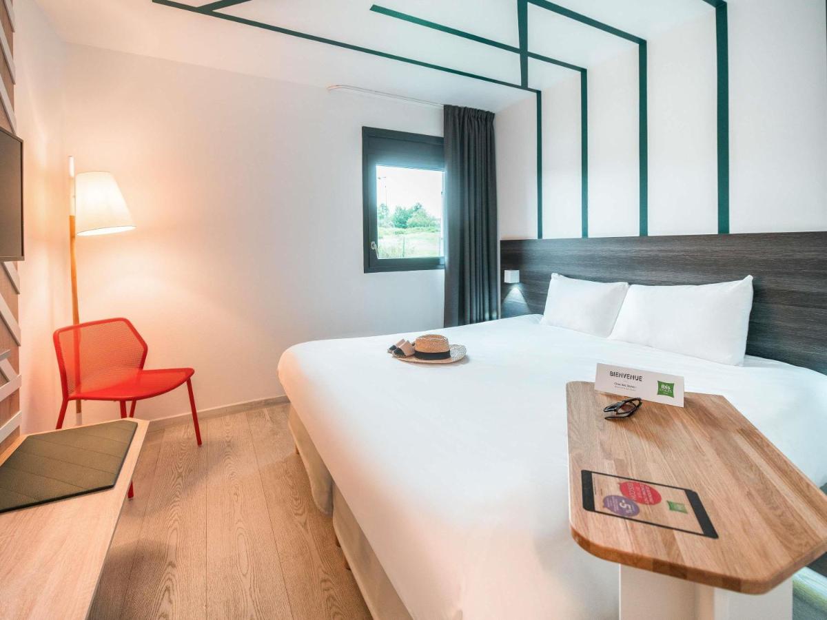 ibis Styles Rouen Val De Reuil - Housity