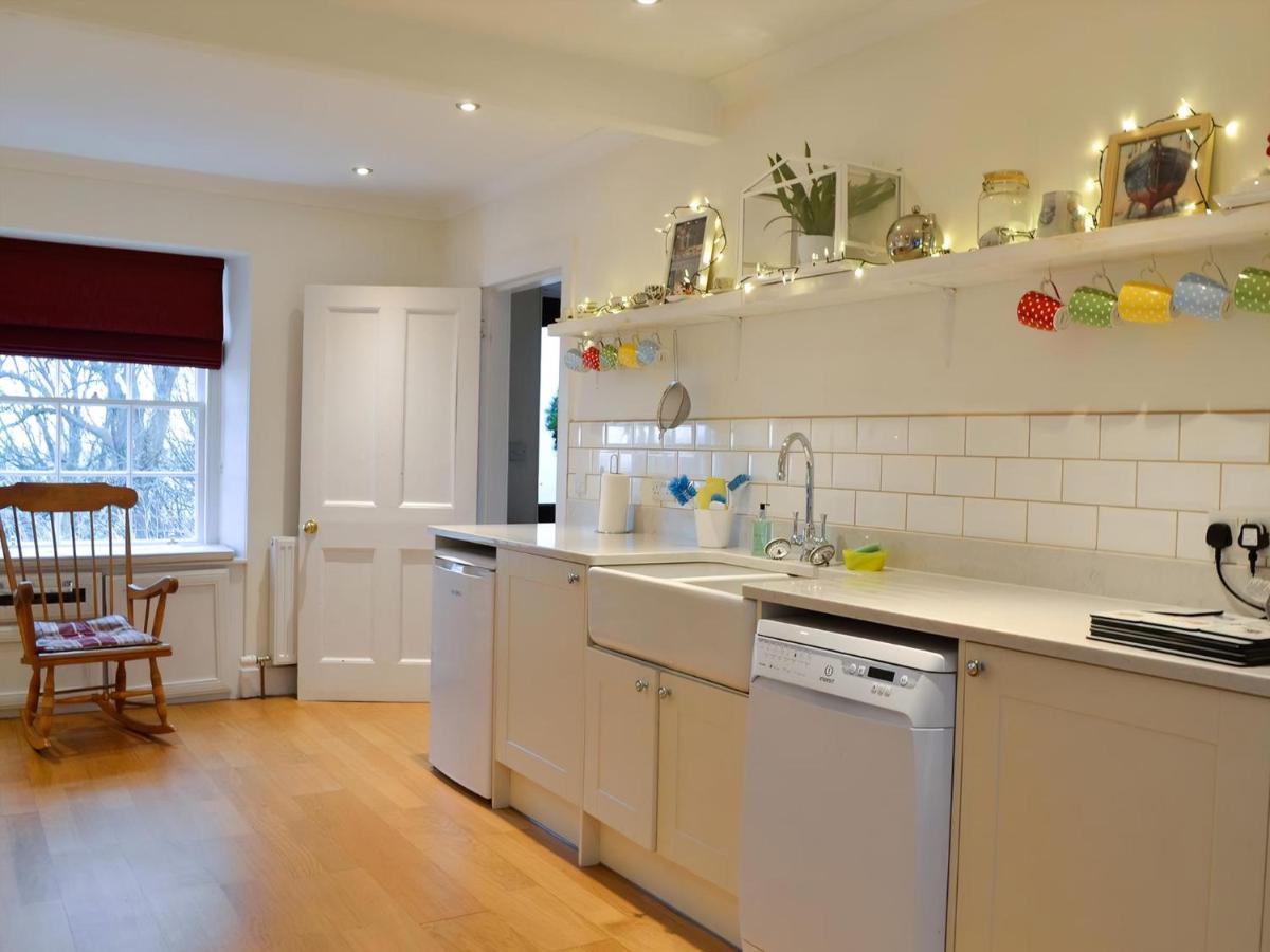 Straton Cottage - Housity
