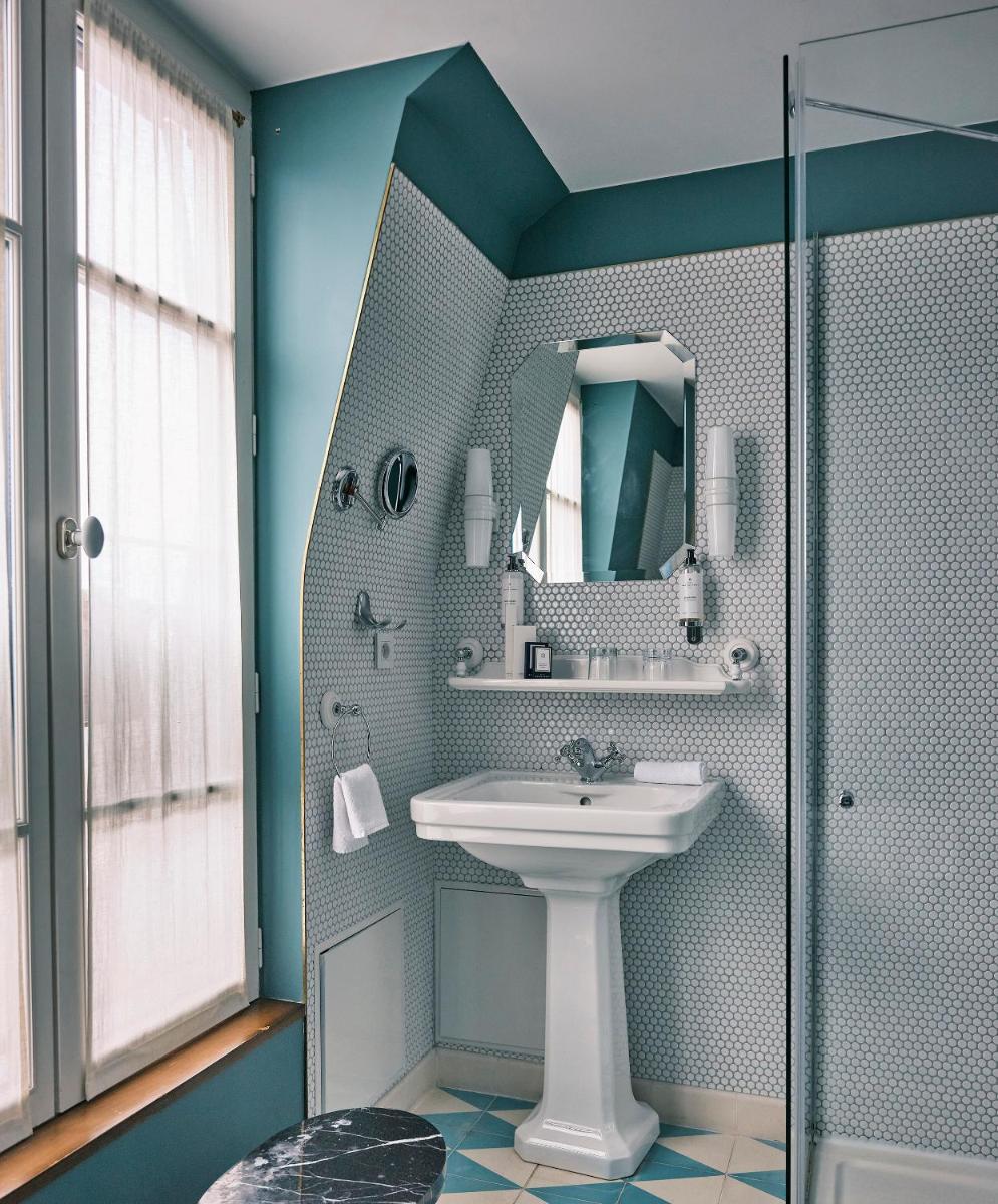 Salle de bains dans l'établissement Hotel Bachaumont