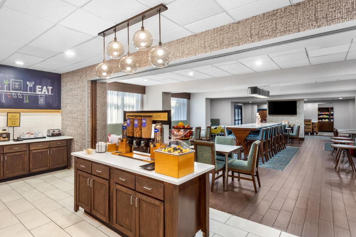 Hampton Inn University Area, Huntington, Wv - Housity
