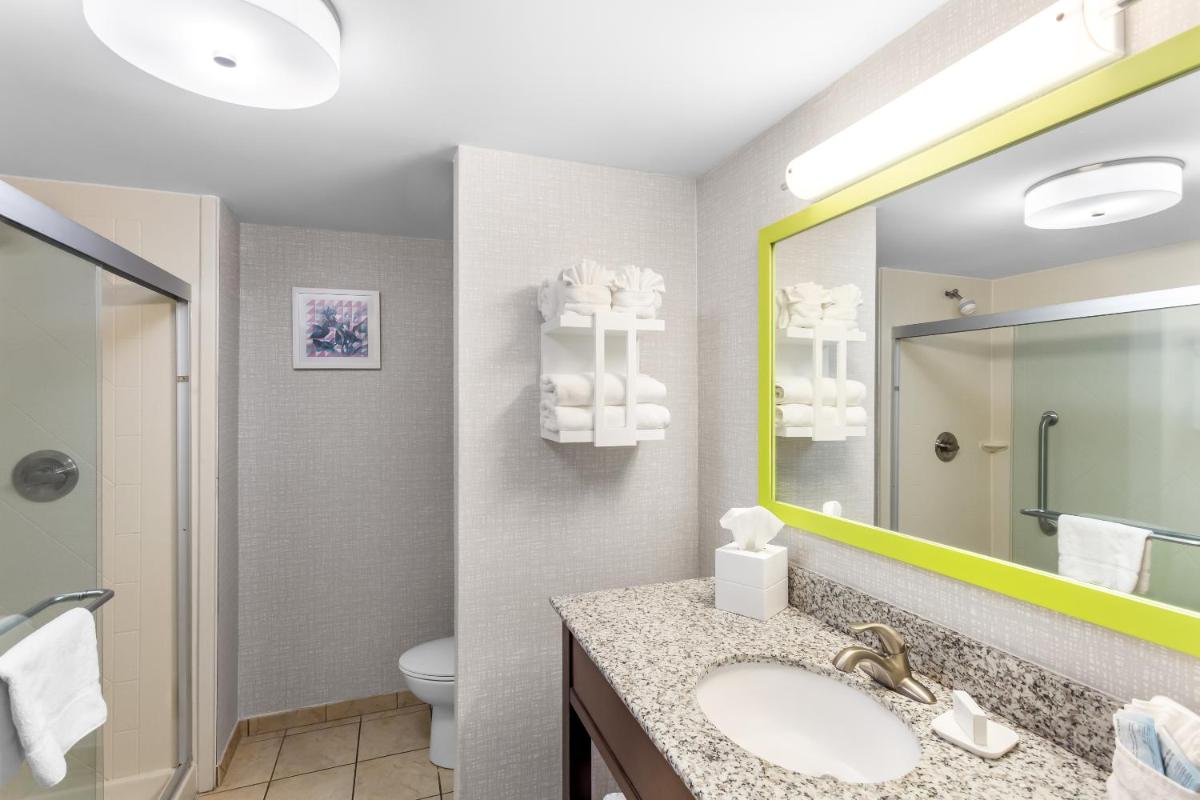 Hampton Inn University Area, Huntington, Wv - Housity