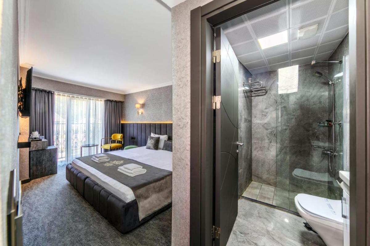 Golden Bazaar Hotel - Housity