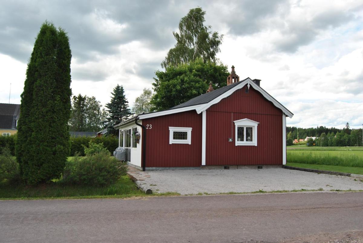 Orsastuguthyrning-Hansjö - Housity