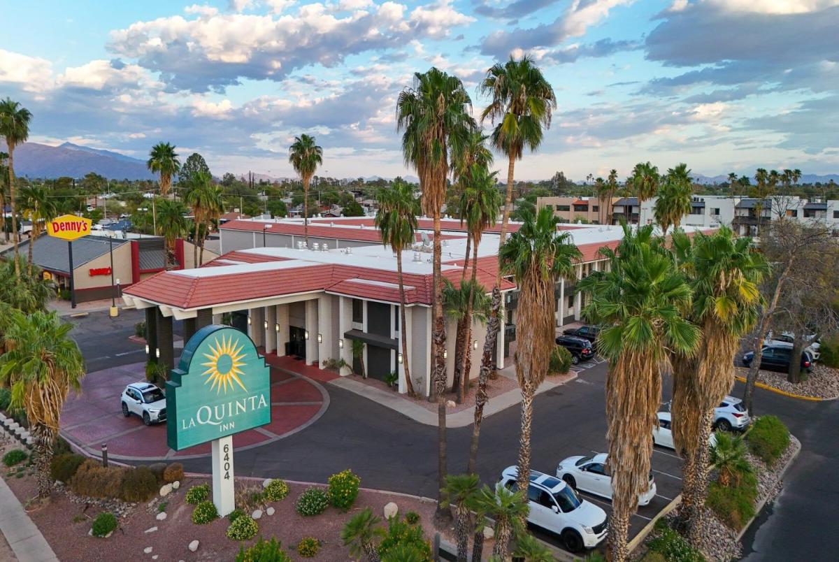 La Quinta Inn by Wyndham Tucson East - Housity