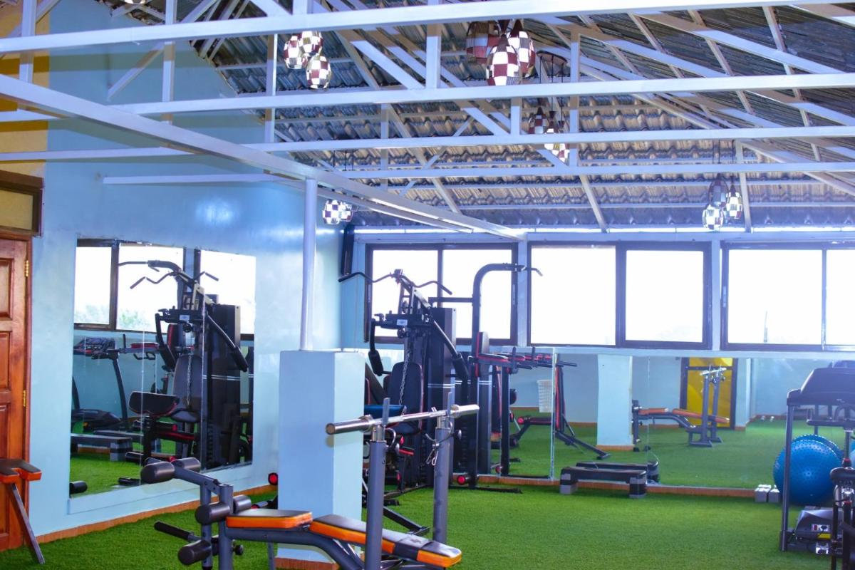 Breeze Hotel Nyahururu - Housity
