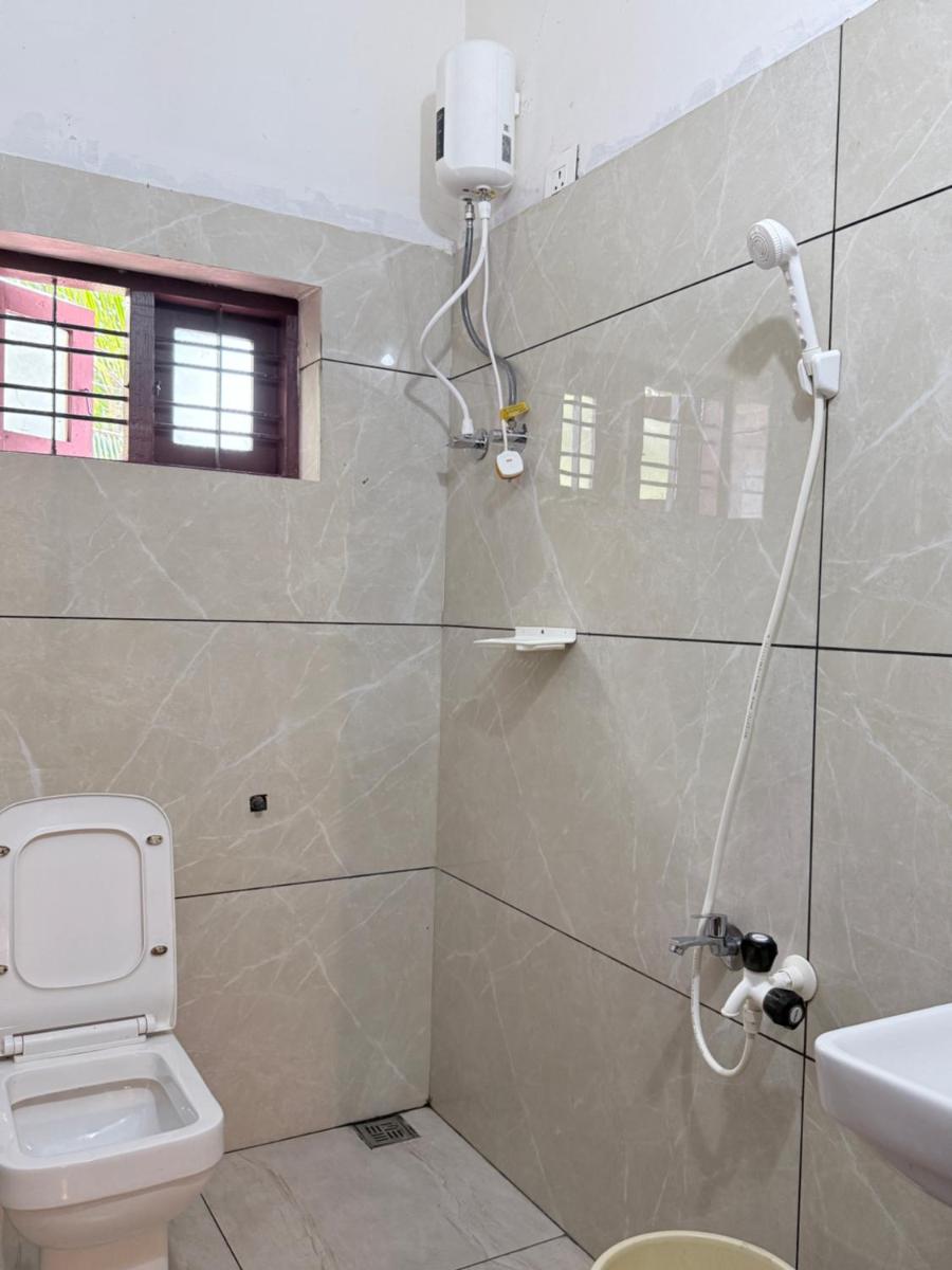 Comfort INN - Housity