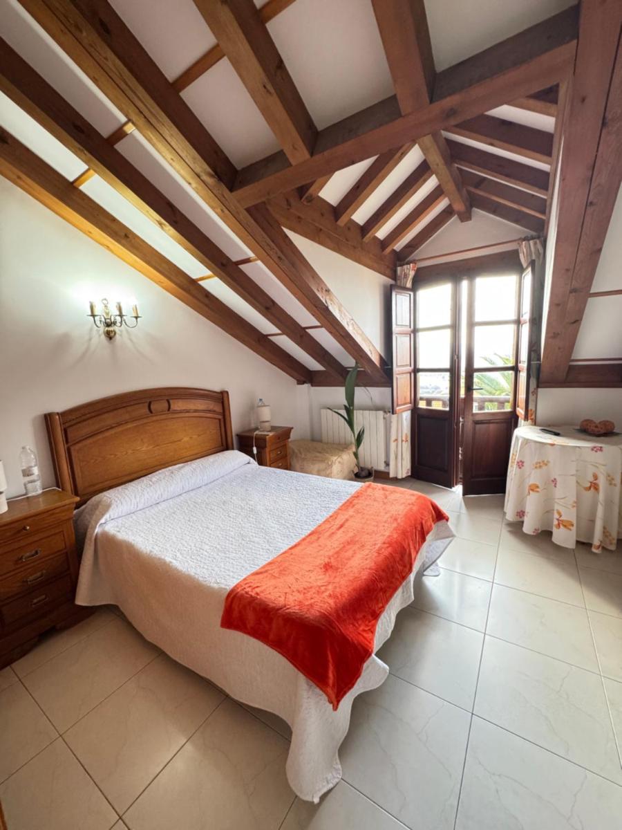 Posada La Cabaña De Salmon - Housity